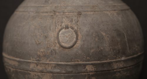 Hu Vase with lid - Image 4