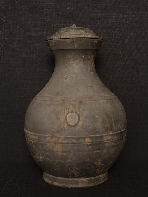 Hu Vase with lid - Image 2