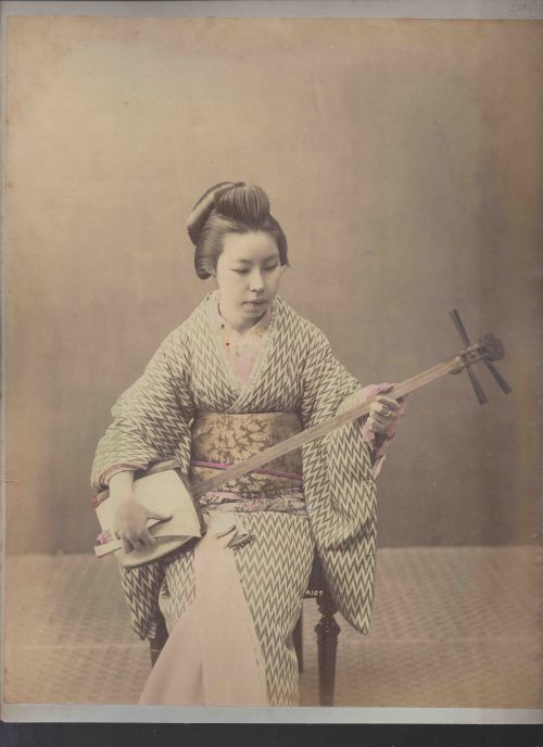 Joueuse de shamisen
