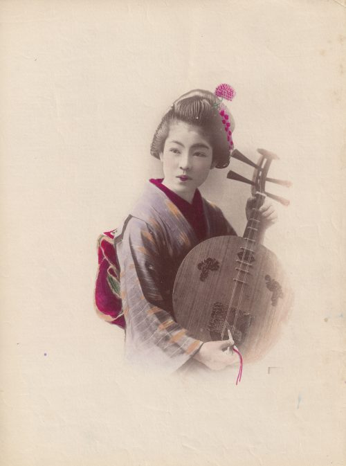 Portrait of a Ruan musician geisha
