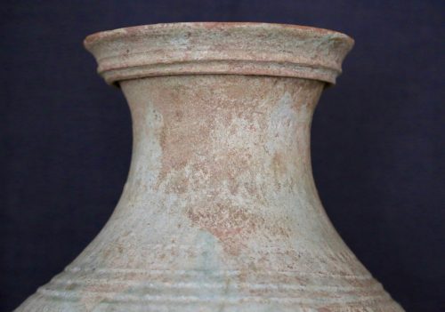 F011, Iridescent hu vase with lead glaze and taotie pattern, neck detail