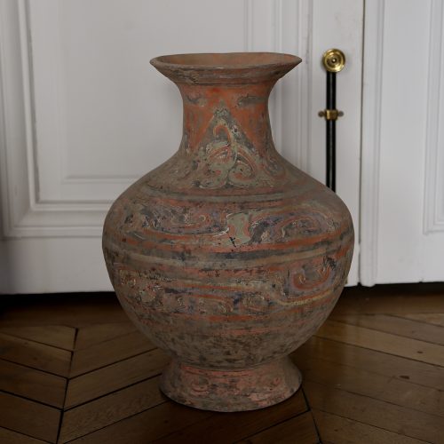 Han painted jar with flamboyant polychromy