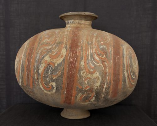 Vase polychrome Han en forme de cocon – Image 2