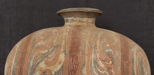Vase polychrome Han en forme de cocon – Image 4