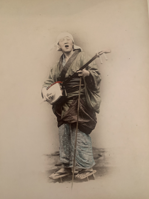 Jinrikisha in situ et Joueur de shamisen – Image 2
