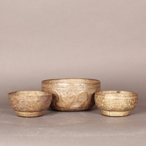 Champa ritual bowls with delicate decoration