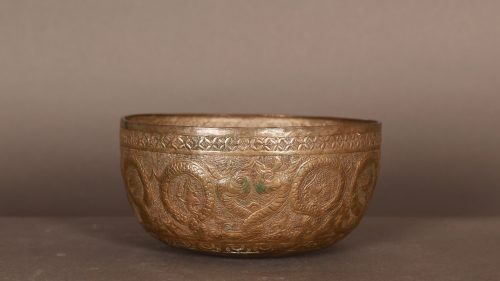 Champa ritual bowls with delicate decoration - Image 2