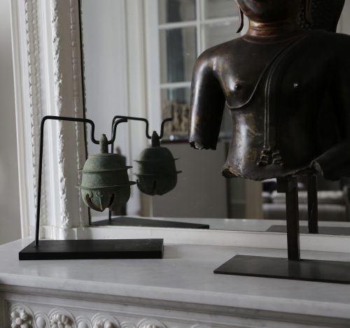Angkorian Elephant bell in bronze - Image 7