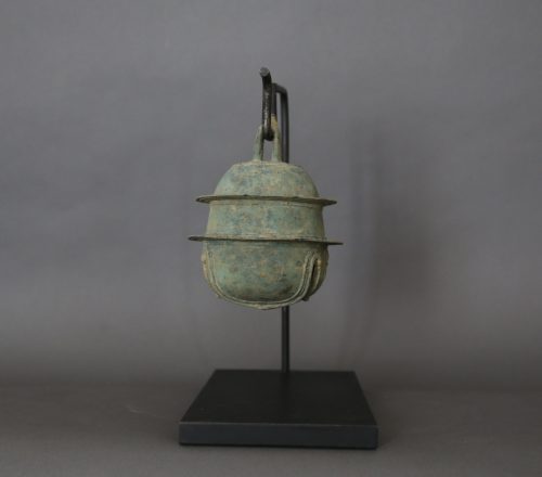 Angkorian Elephant bell in bronze - Image 3