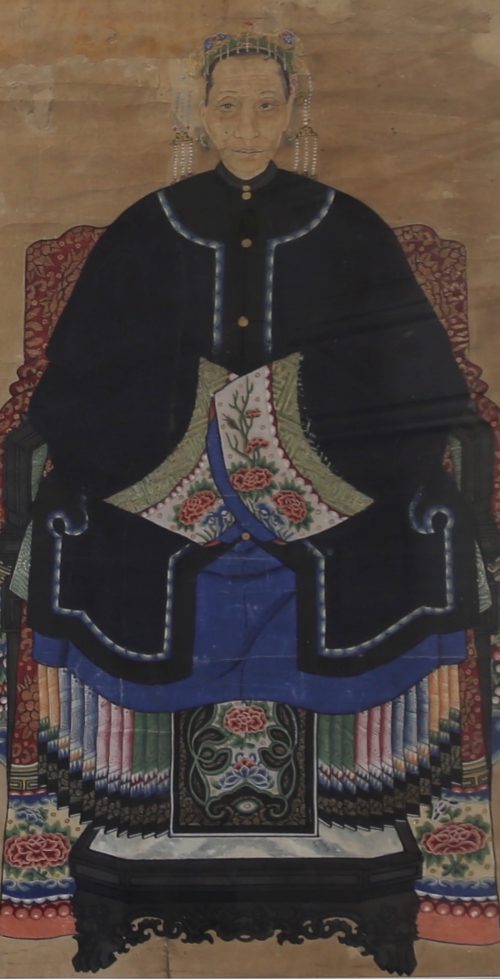 Portrait d'ancêtres de deux femmes – Image 3
