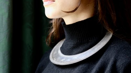 Flat ethnic torque with geometrical pattern - Image 7