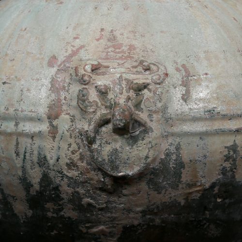 Large hu glaze vase with taotie pattern - Image 7