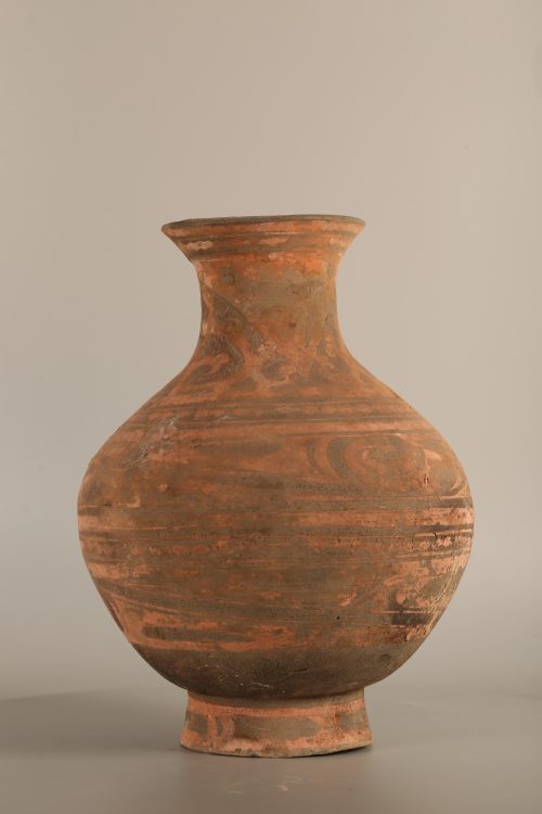Small Han red clay vase - Image 3