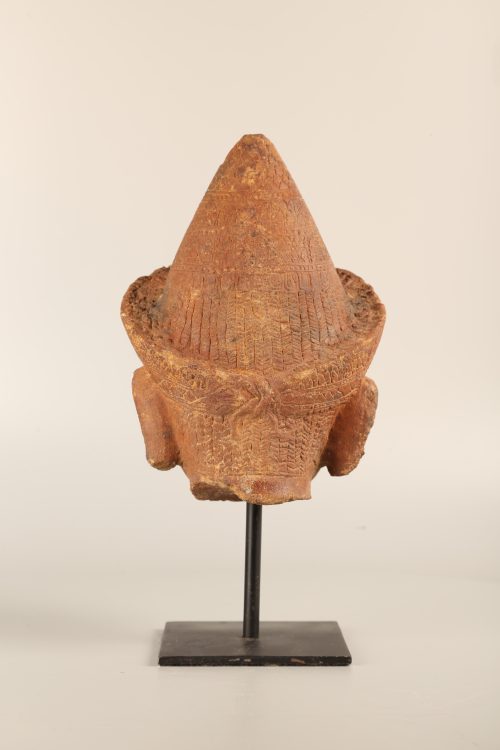 Tête de Visnu coiffée d'une tiare – Image 4