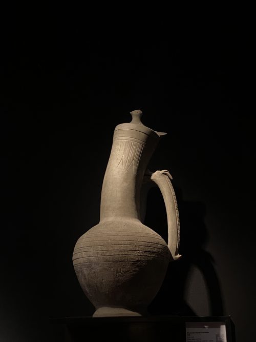 Grand vase incurvé à couvercle