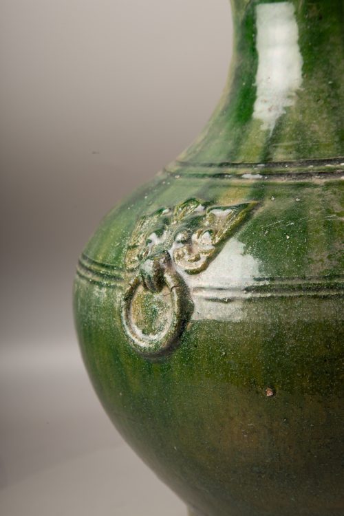 Hu vase with green glaze - Image 2